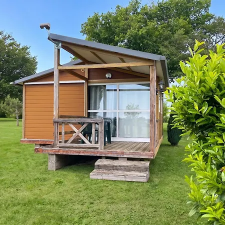 Domek alpejski Cosy Avec Piscine A Chazemais