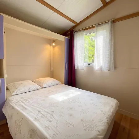 Cosy Avec Piscine A Chazemais